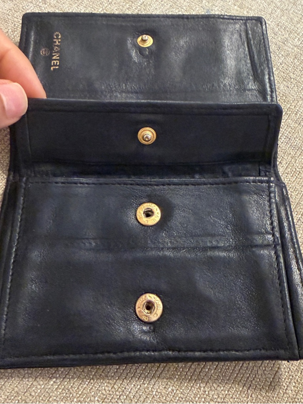 CHANEL Black Quilted Leather Card Case with Small CC Emblem - Picture 6 of 9